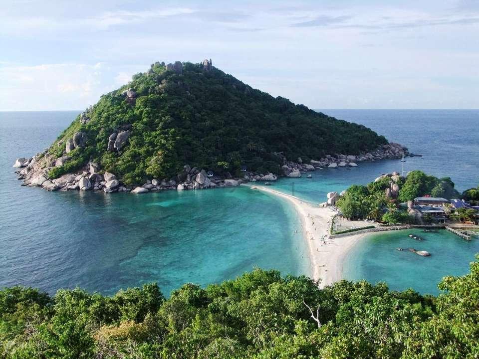发现一个蓝发萝莉拿着筷子喂丸子出自哪部番?,探索无限智慧!