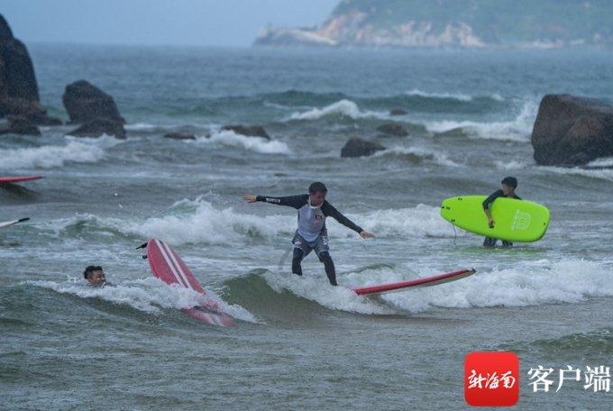 以前坐火车遇到过一个江西井冈山的女生。我没有跟她打招呼。错过了?很难遇见她了。内心难过怎么办蜗牛问答平台