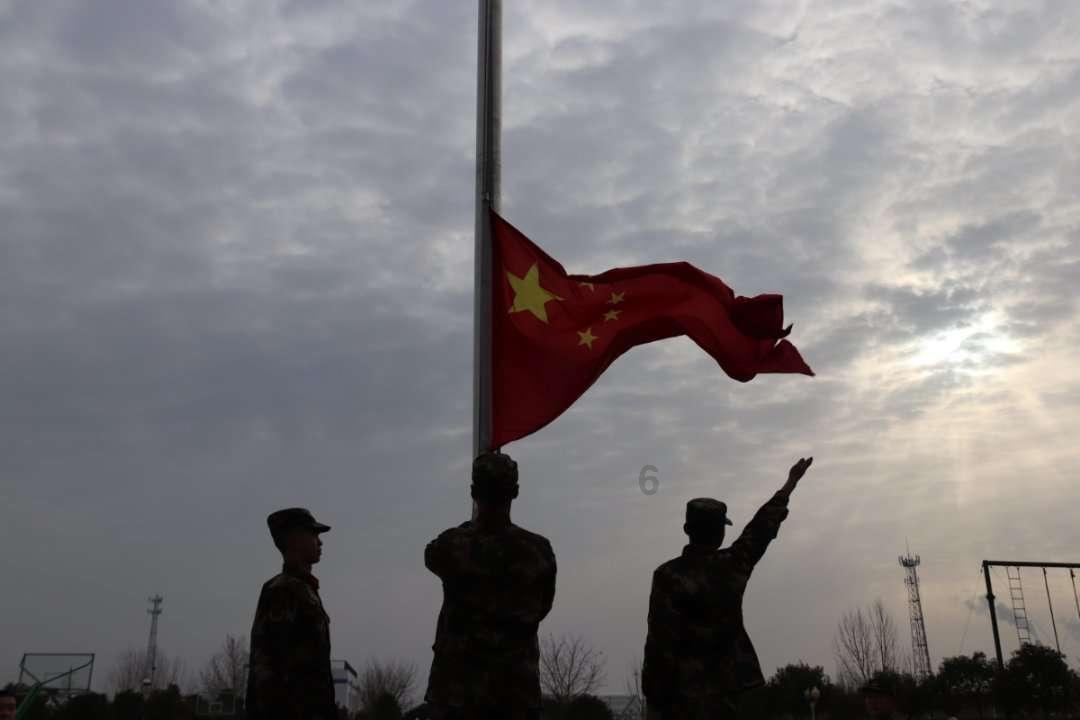 00后男子不敢自杀砸死路人求死,自首后被判死刑:我的目的就是砸死人