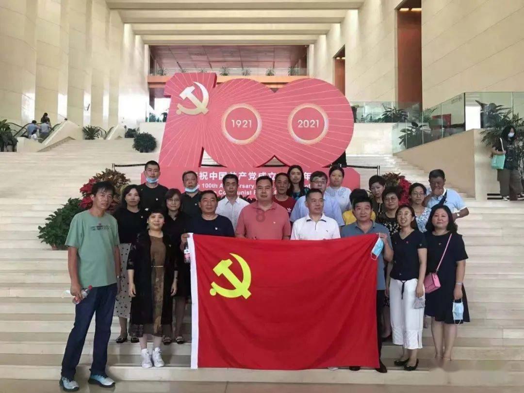 为什么说宁可男大七不可女大一？