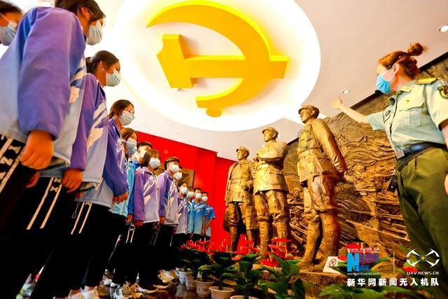 中基协:2023年12月末存续私募基金规模20.58万亿元